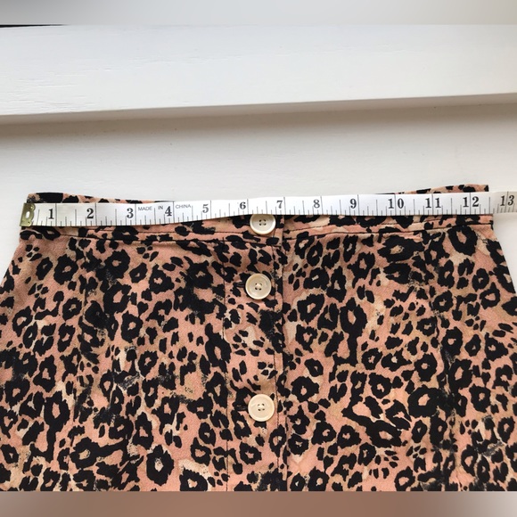 Wilfred Aritzia Amelie Leopard Print Button Front Midi Skirt - Picture 9 of 9